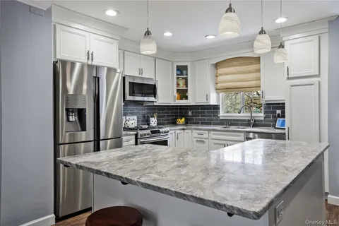 $450,000 | 502 Essex Court, Brewster, NY 10509