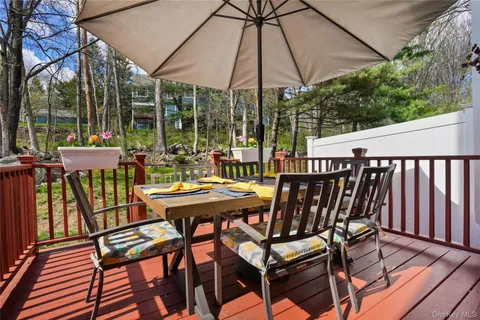 $450,000 | 502 Essex Court, Brewster, NY 10509