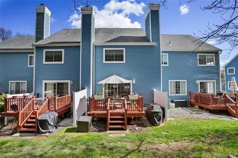 $450,000 | 502 Essex Court, Brewster, NY 10509