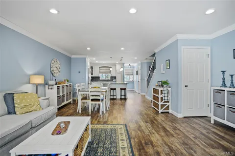 $450,000 | 502 Essex Court, Brewster, NY 10509