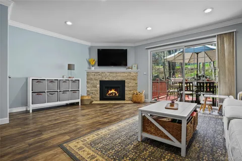 $450,000 | 502 Essex Court, Brewster, NY 10509