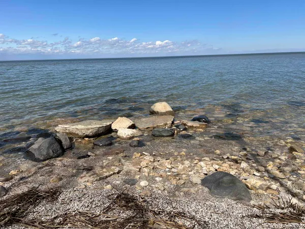 $239,900 | 5341 Edgewater Beach Road, Green Bay, WI 54311