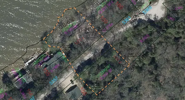 $239,900 | 5341 Edgewater Beach Road, Green Bay, WI 54311