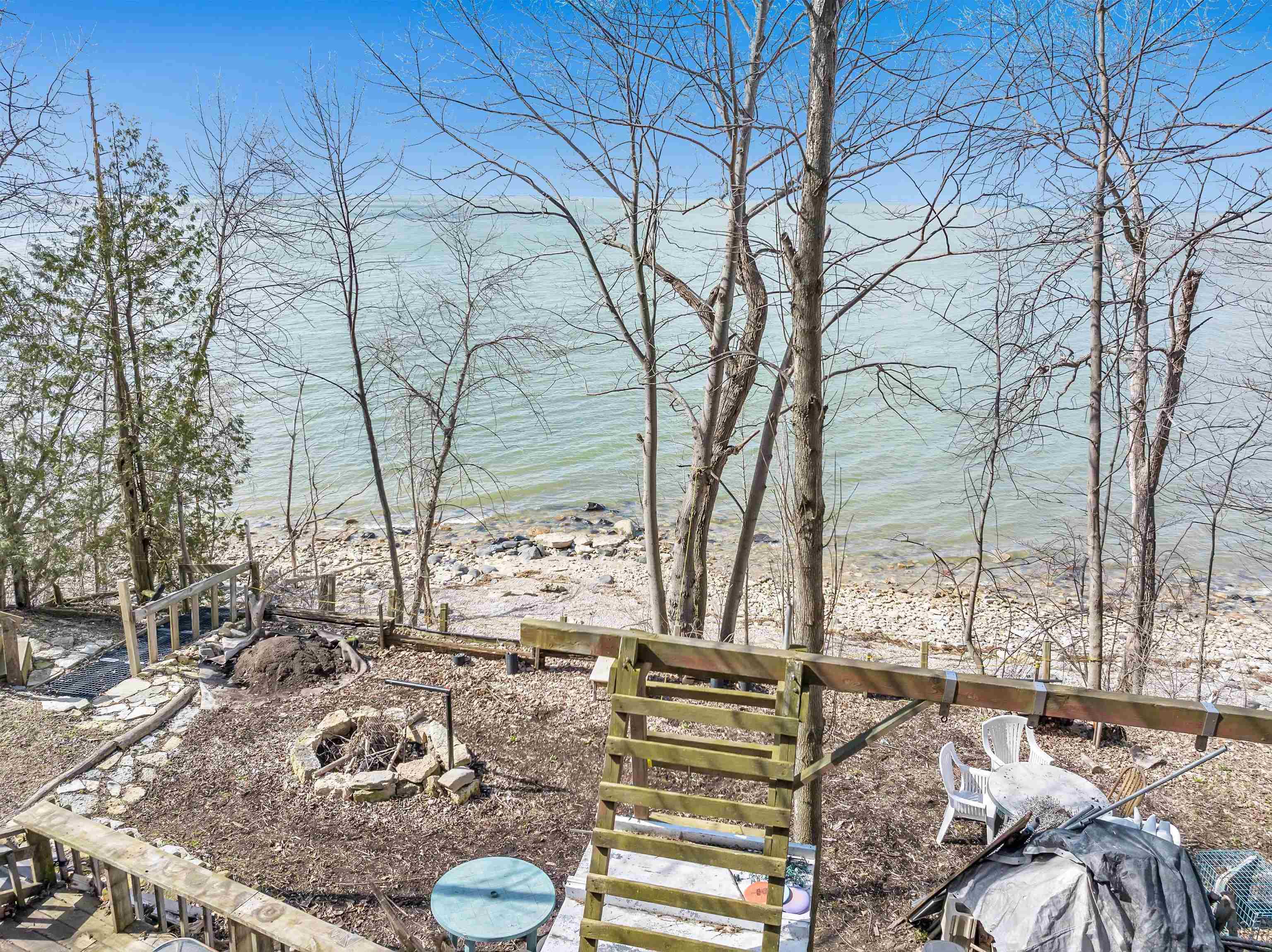 5341 Edgewater Beach Road Green Bay, WI 54311 - Photo 10 of 23