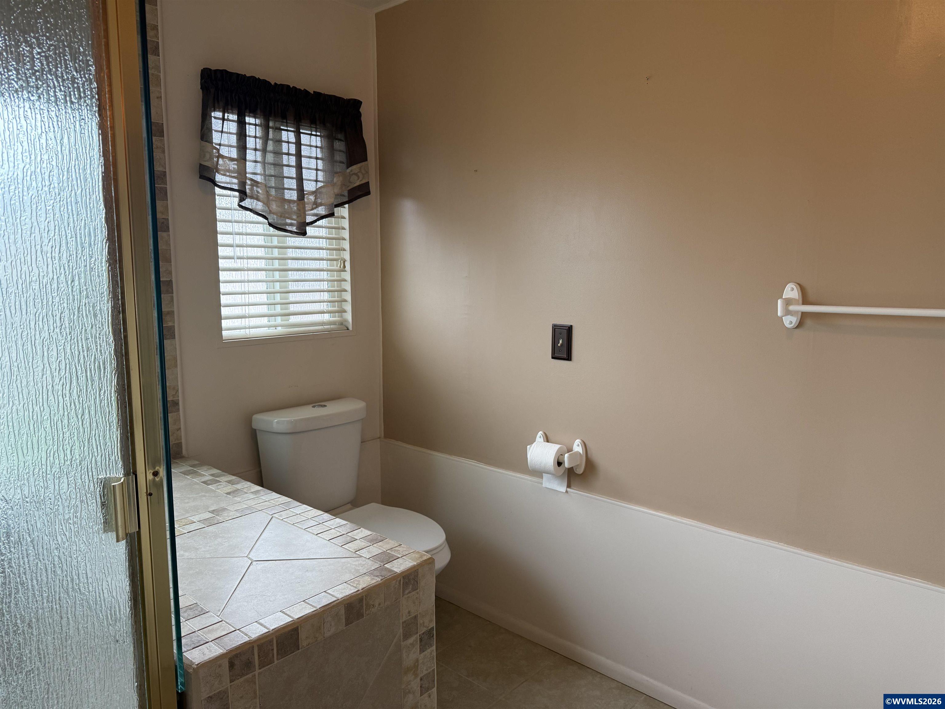 5422 Portland Road Northeast, Unit 24 Salem, OR 97305 - Photo 29 of 36