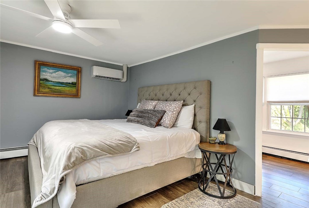 1216 East Main Road Middletown, RI 02842 - Photo 13 of 26