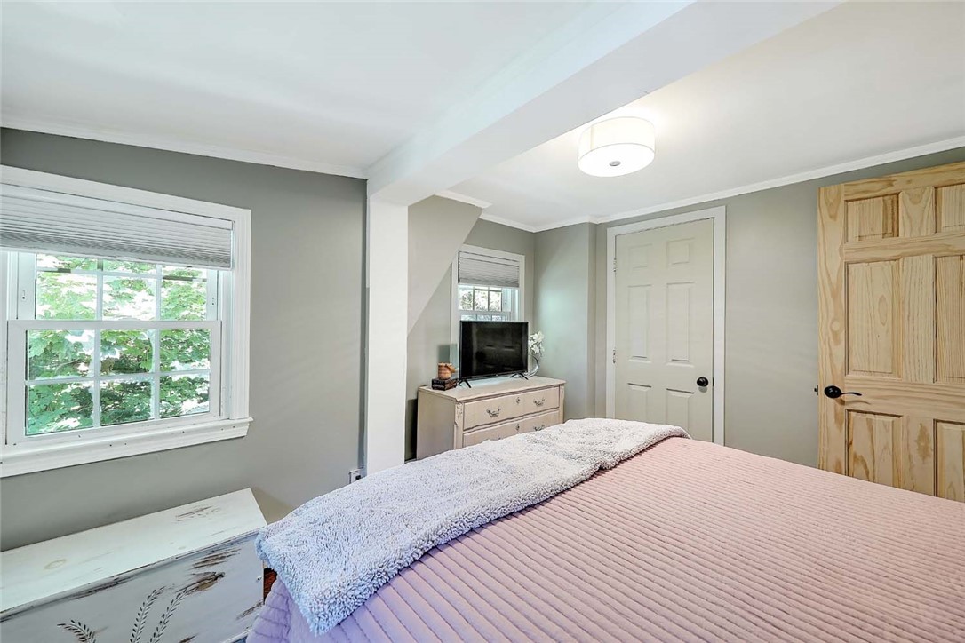 1216 East Main Road Middletown, RI 02842 - Photo 20 of 26