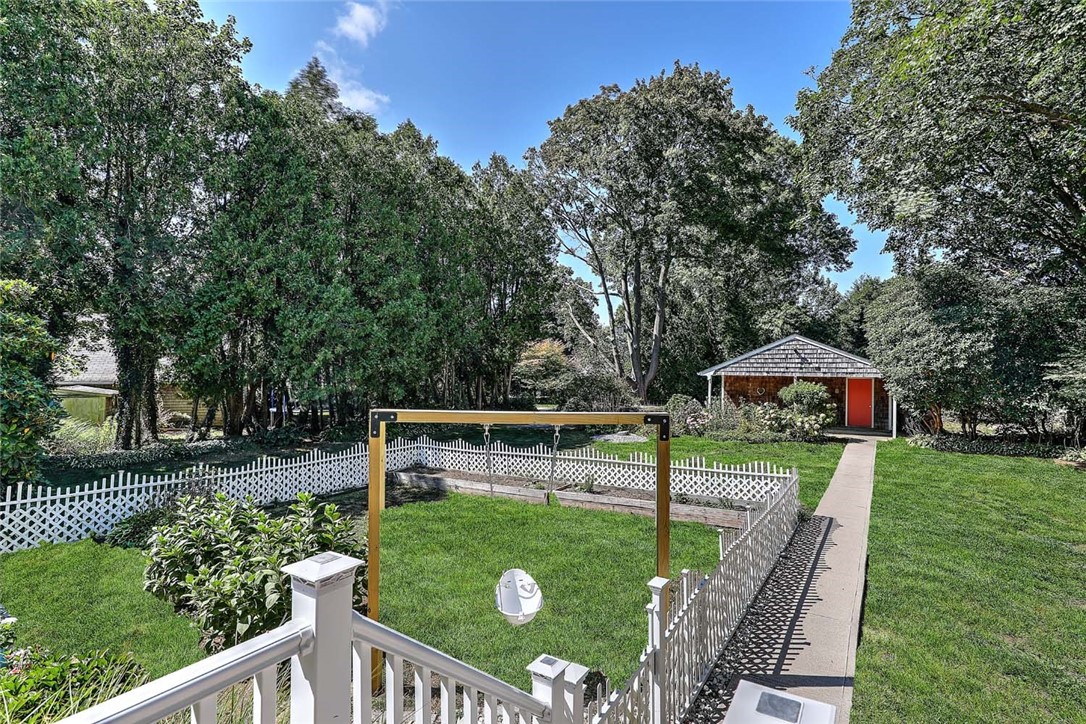 1216 East Main Road Middletown, RI 02842 - Photo 24 of 26