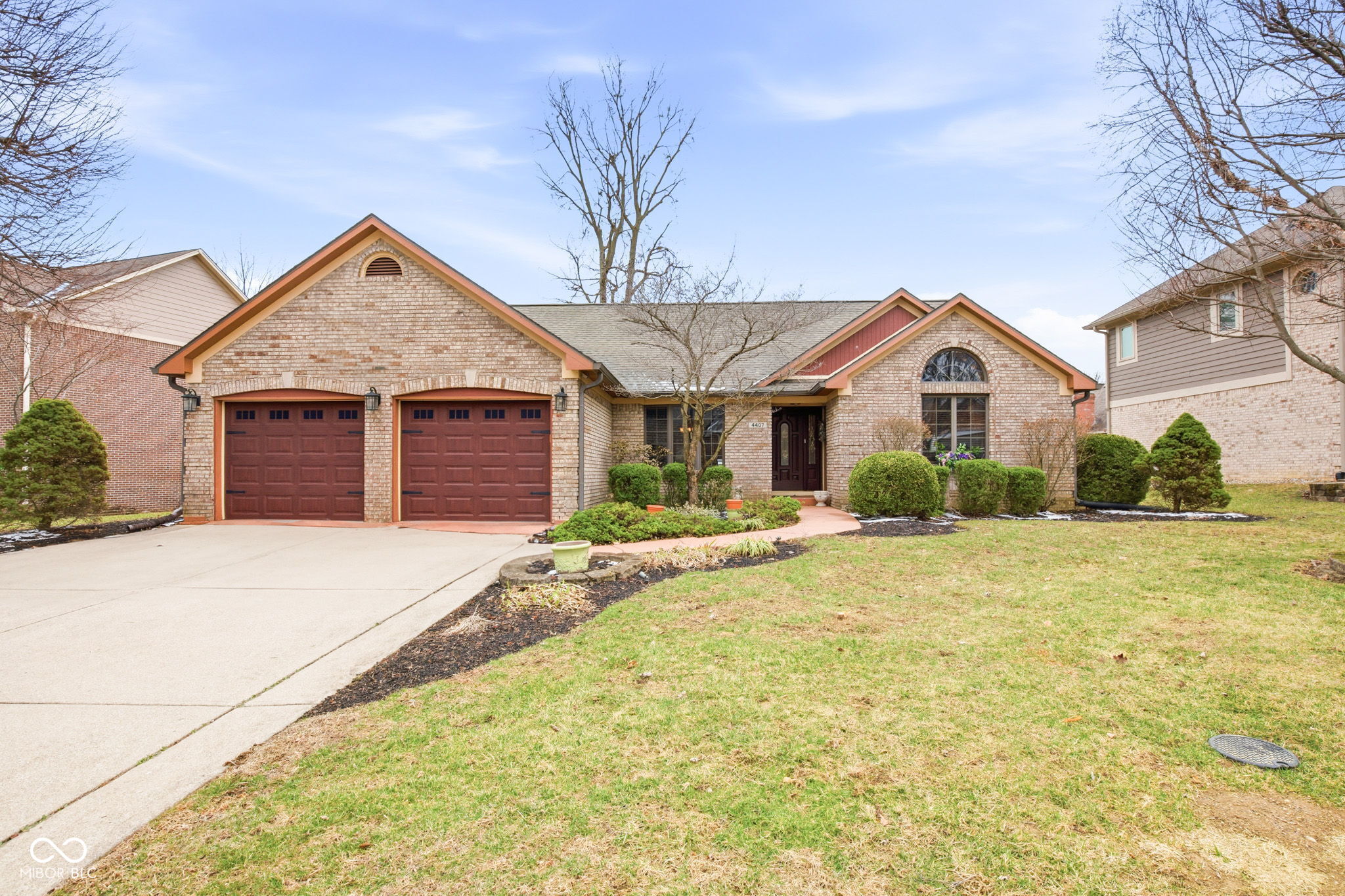 4407 Moss Ridge Lane Indianapolis, IN 46237 - Photo 3 of 71