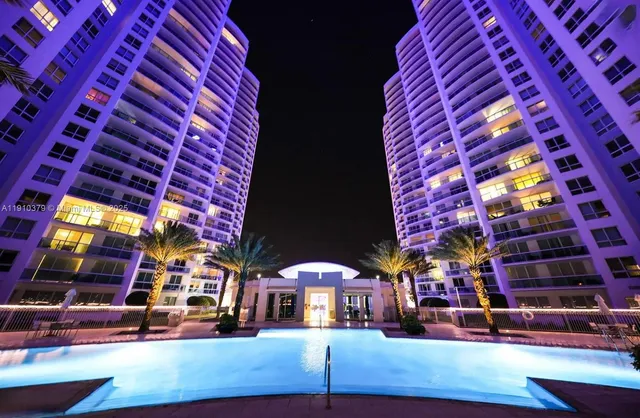 $4,250 | 231 Riverside Drive, Unit 510, Daytona Beach, FL 32117