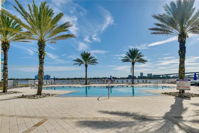 $4,250 | 231 Riverside Drive, Unit 510, Daytona Beach, FL 32117