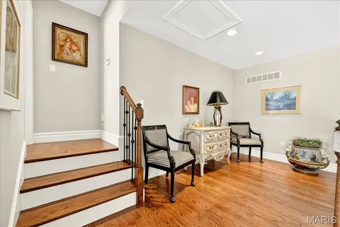 $1,750,000 | 295 Meadowbrook Country Club Way, Ballwin, MO 63011