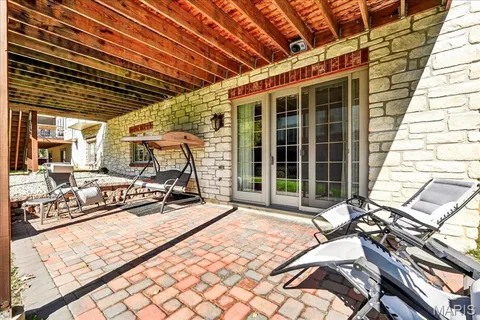 $1,750,000 | 295 Meadowbrook Country Club Way, Ballwin, MO 63011