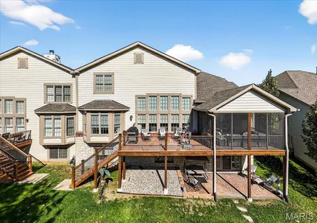 $1,750,000 | 295 Meadowbrook Country Club Way, Ballwin, MO 63011