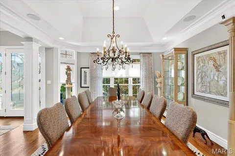 $1,750,000 | 295 Meadowbrook Country Club Way, Ballwin, MO 63011