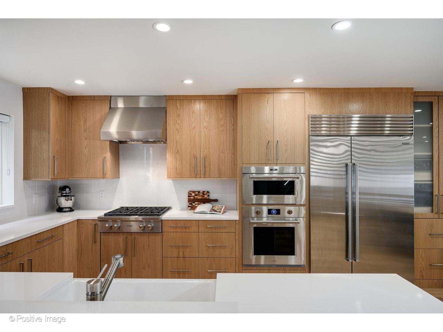 1307 North Sutton Place Chicago, IL 60610 - Photo 14 of 43