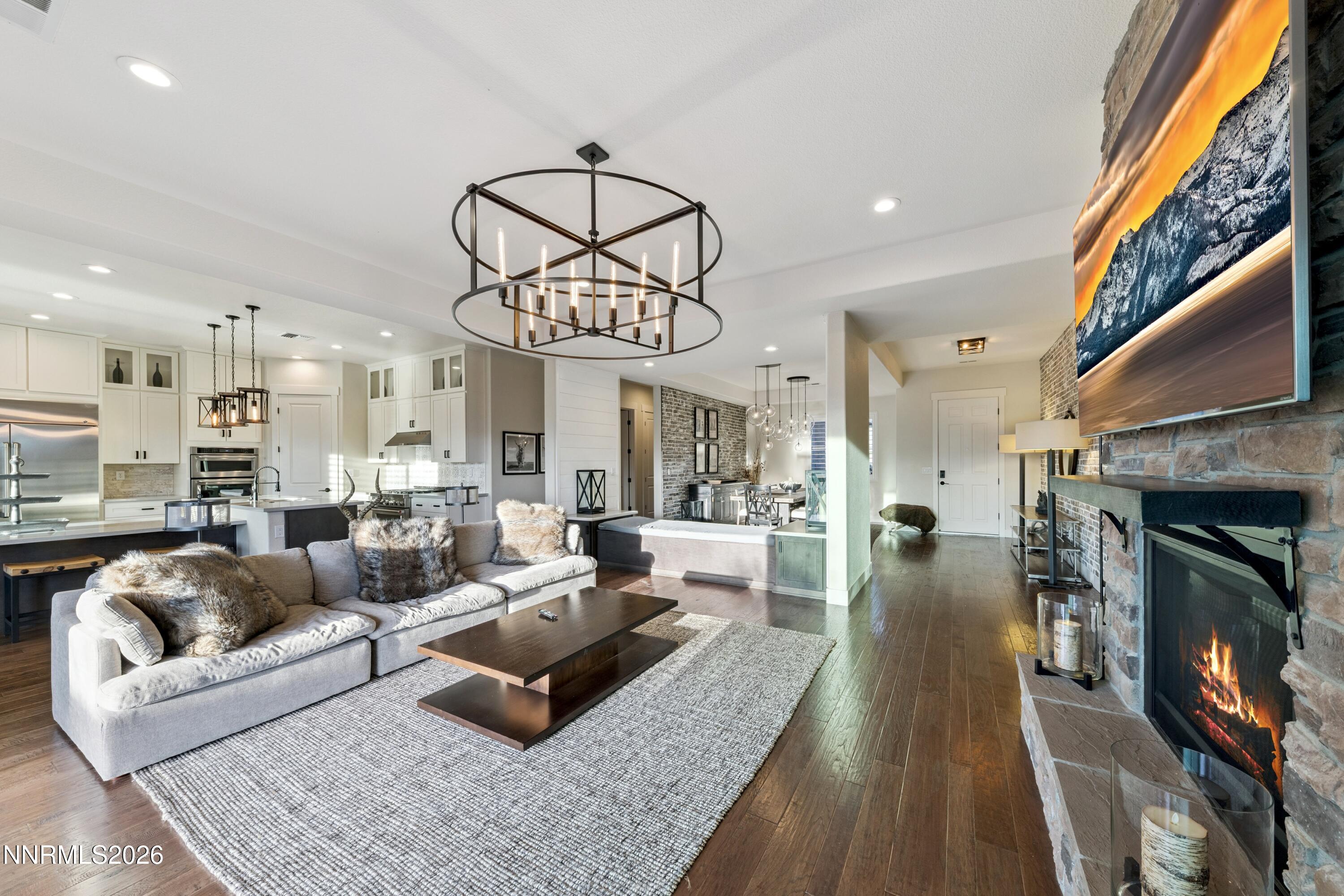 9809 Dyevera Lane Reno, NV 89521 - Photo 3 of 30 3