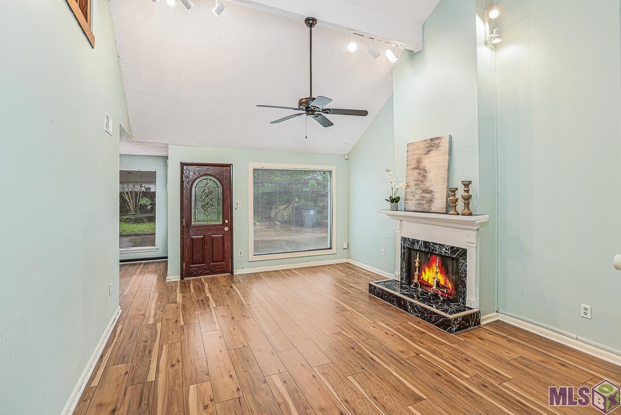 350 Misty Creek Drive Baton Rouge, LA 70808 - Photo 2 of 32