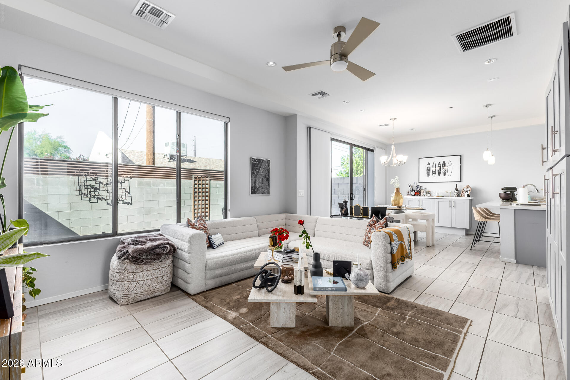 2740 East Roma Avenue Phoenix, AZ 85016 - Photo 11 of 55 10 - Roma