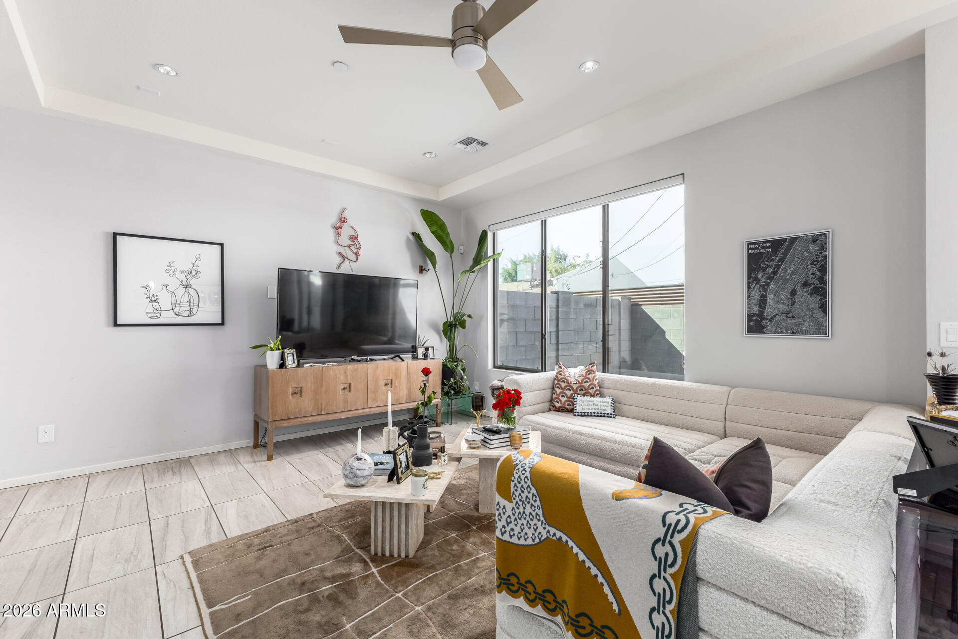 2740 East Roma Avenue Phoenix, AZ 85016 - Photo 14 of 55 13 - Roma