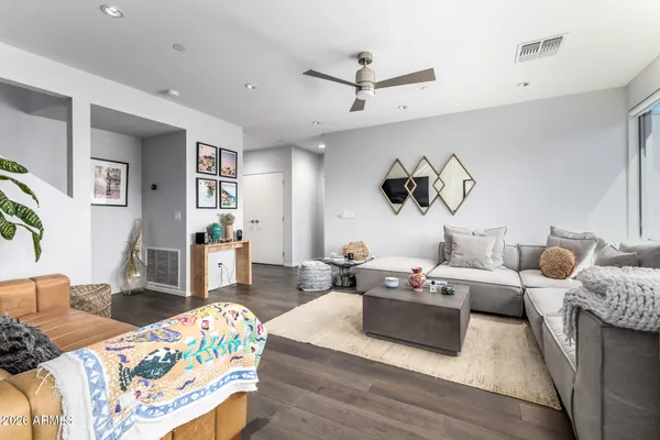 $700,000 | 2740 East Roma Avenue, Phoenix, AZ 85016