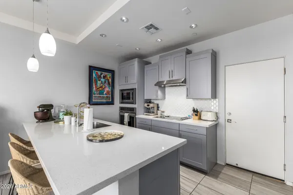 $700,000 | 2740 East Roma Avenue, Phoenix, AZ 85016