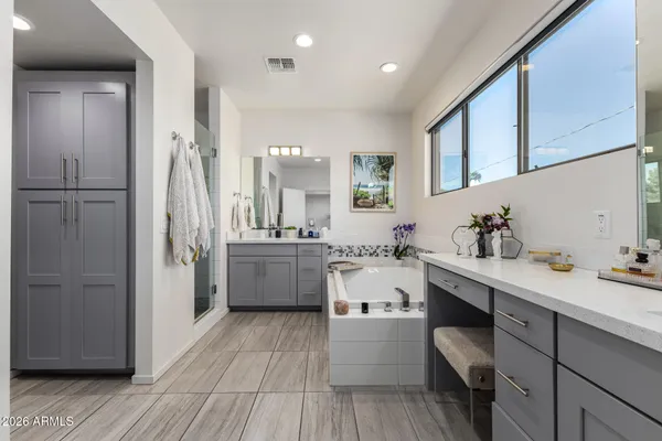 $700,000 | 2740 East Roma Avenue, Phoenix, AZ 85016