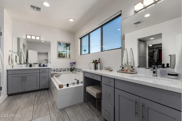 $700,000 | 2740 East Roma Avenue, Phoenix, AZ 85016