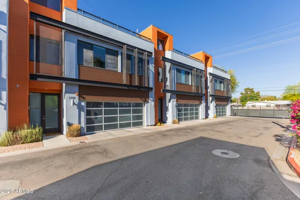 $700,000 | 2740 East Roma Avenue, Phoenix, AZ 85016