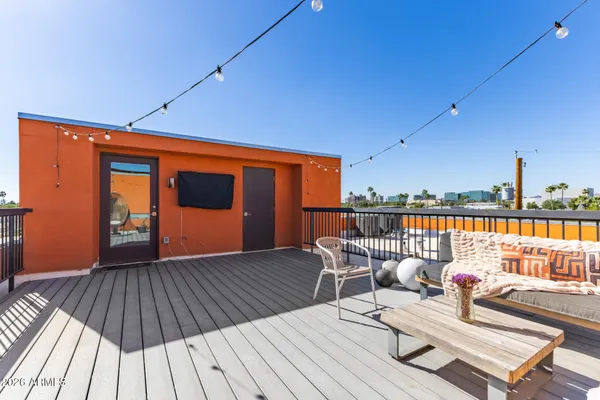 $700,000 | 2740 East Roma Avenue, Phoenix, AZ 85016