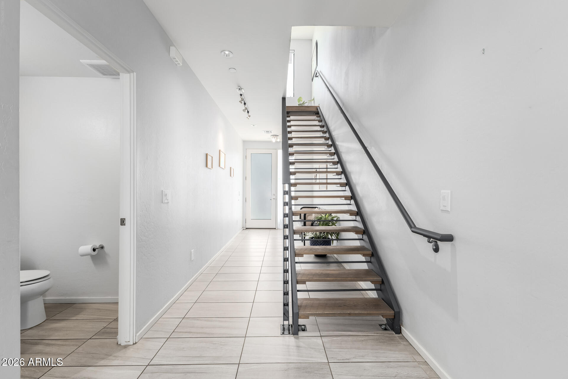 2740 East Roma Avenue Phoenix, AZ 85016 - Photo 10 of 55 09 - Roma