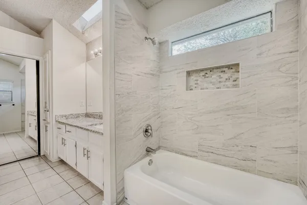 $2,350 | 11922 Meadowfire Drive, Austin, TX 78758