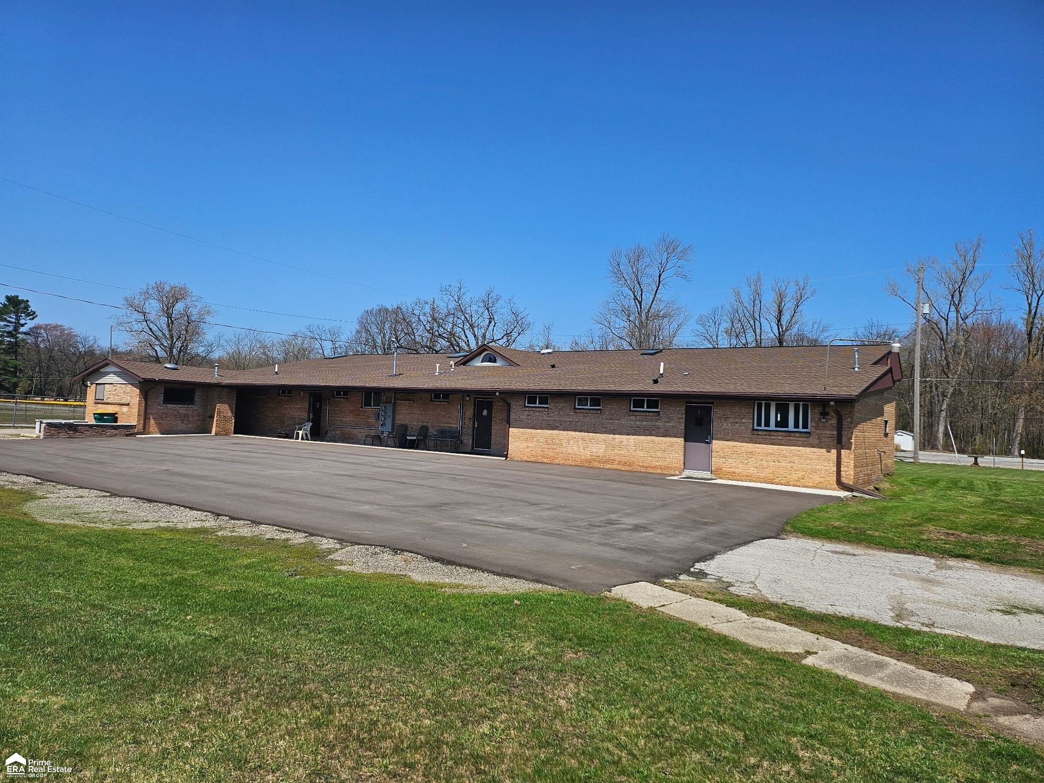2360 East Burt Road Burt, MI 48417 - Photo 3 of 20