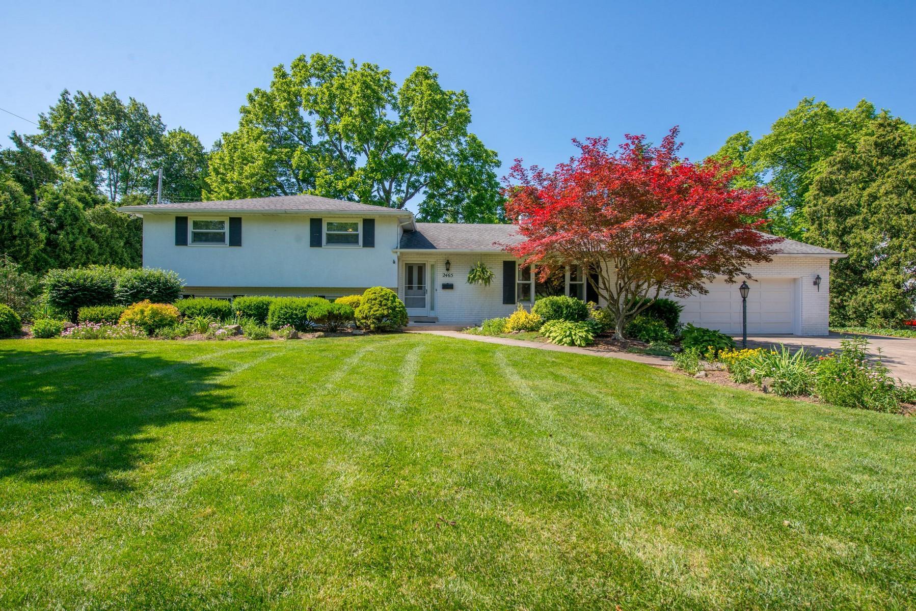 2465 Lytham Road Upper Arlington, OH 43220 - Photo 1 of 50