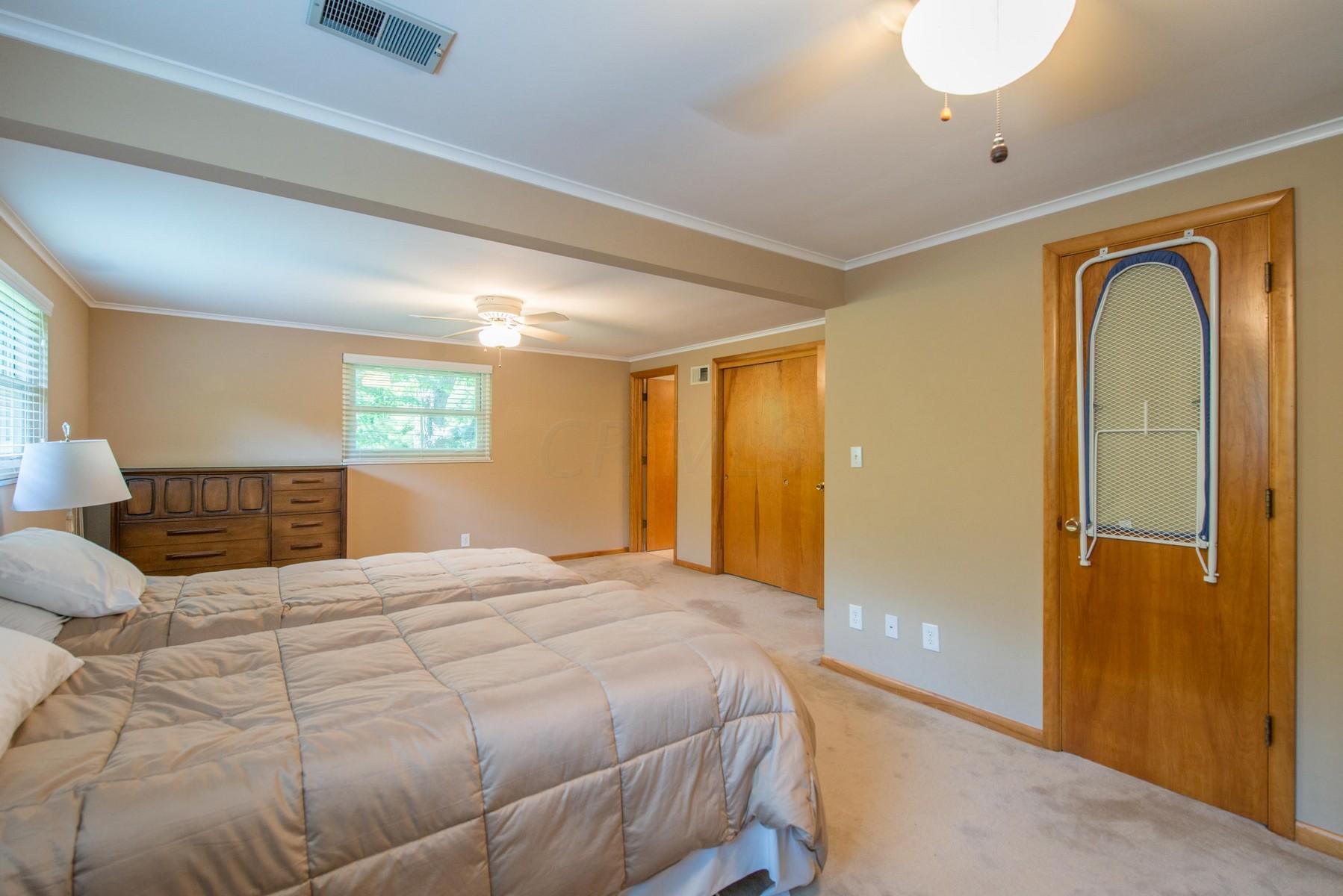 2465 Lytham Road Upper Arlington, OH 43220 - Photo 16 of 50