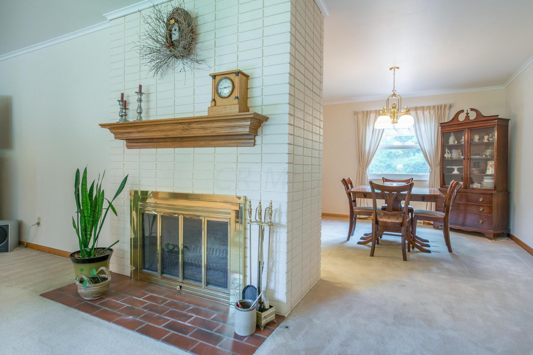 2465 Lytham Road Upper Arlington, OH 43220 - Photo 5 of 50