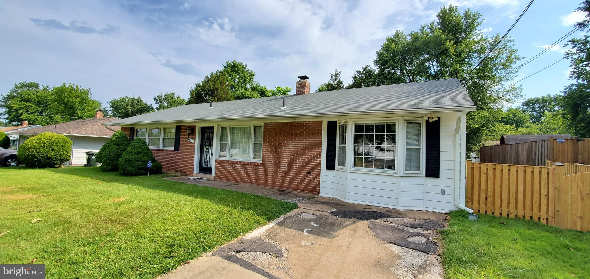 14712 Braddock Road Centreville, VA 20120 - Photo 2 of 34 Gallery Image 2