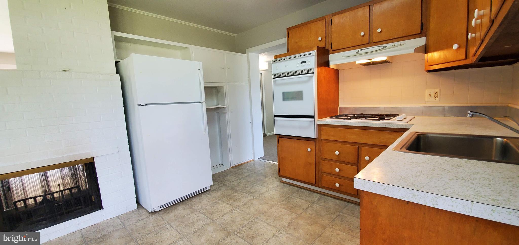 14712 Braddock Road Centreville, VA 20120 - Photo 7 of 34 Gallery Image 7