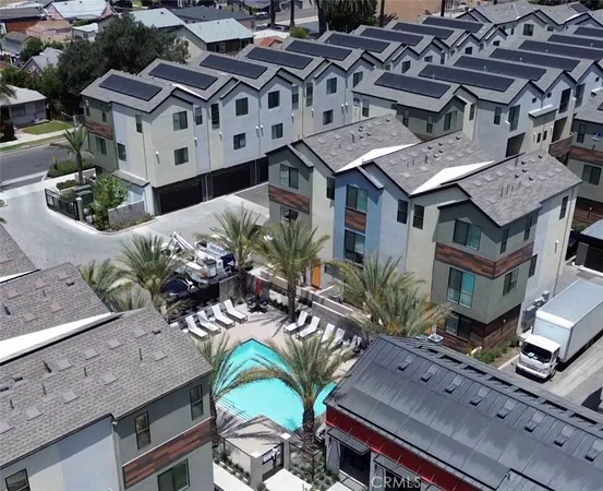 $749,990 | 5876 Linden Avenue, Unit 3, Long Beach, CA 90805