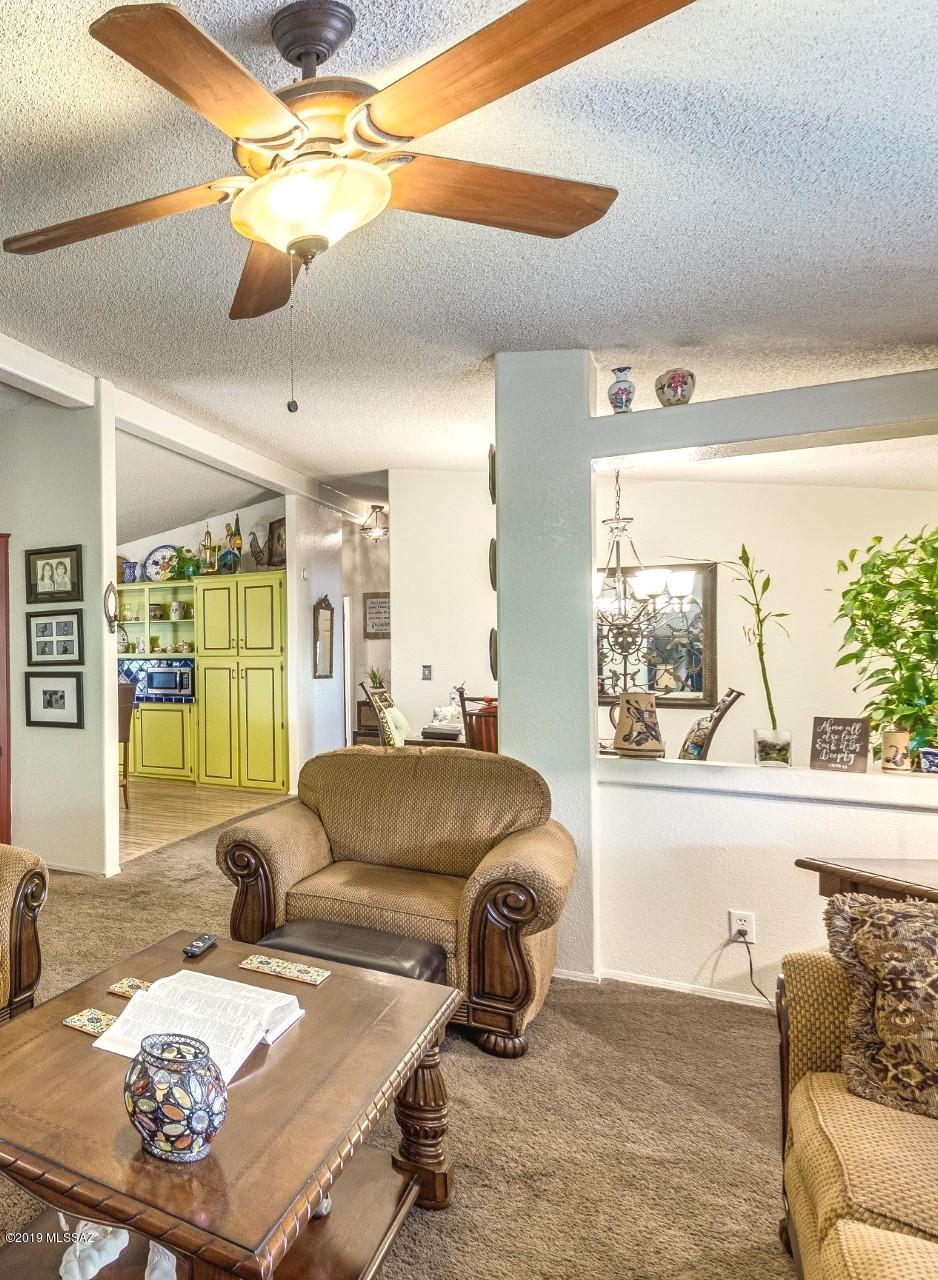 6236 North Van Ark Road Tucson, AZ 85743 - Photo 4 of 19 Gallery Image 4