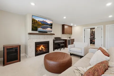 $750,000 | 16383 Glory Lane, Eden Prairie, MN 55347