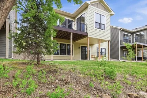 $750,000 | 16383 Glory Lane, Eden Prairie, MN 55347
