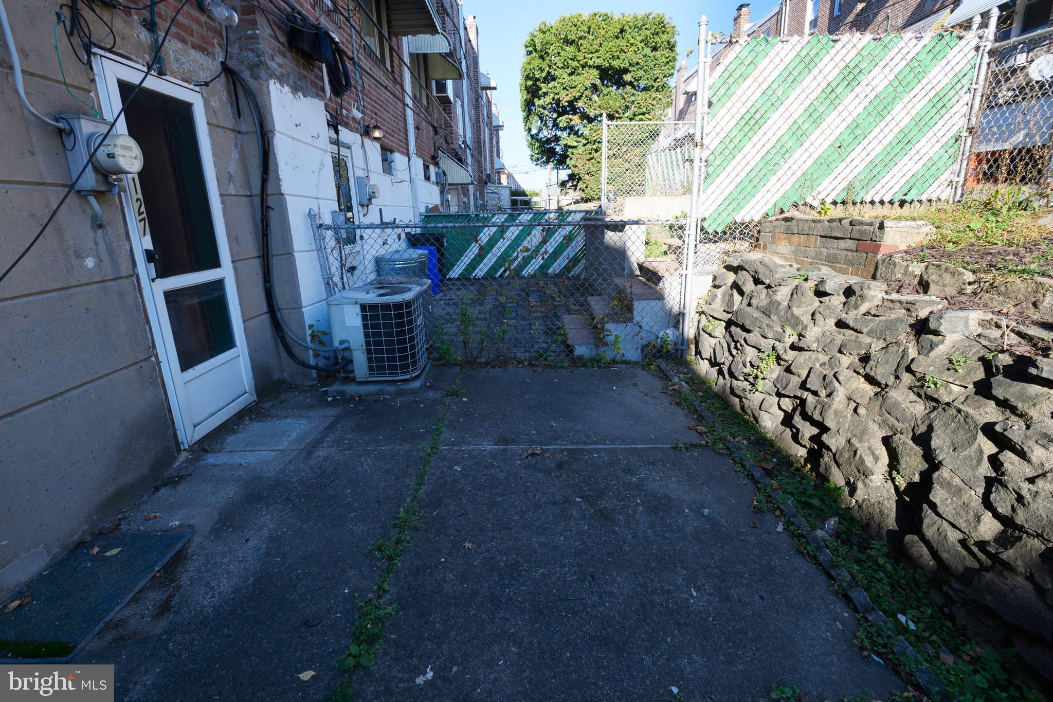 127 Sherbrook Boulevard Upper Darby, PA 19082 - Photo 22 of 24 a view of entryway with a front door