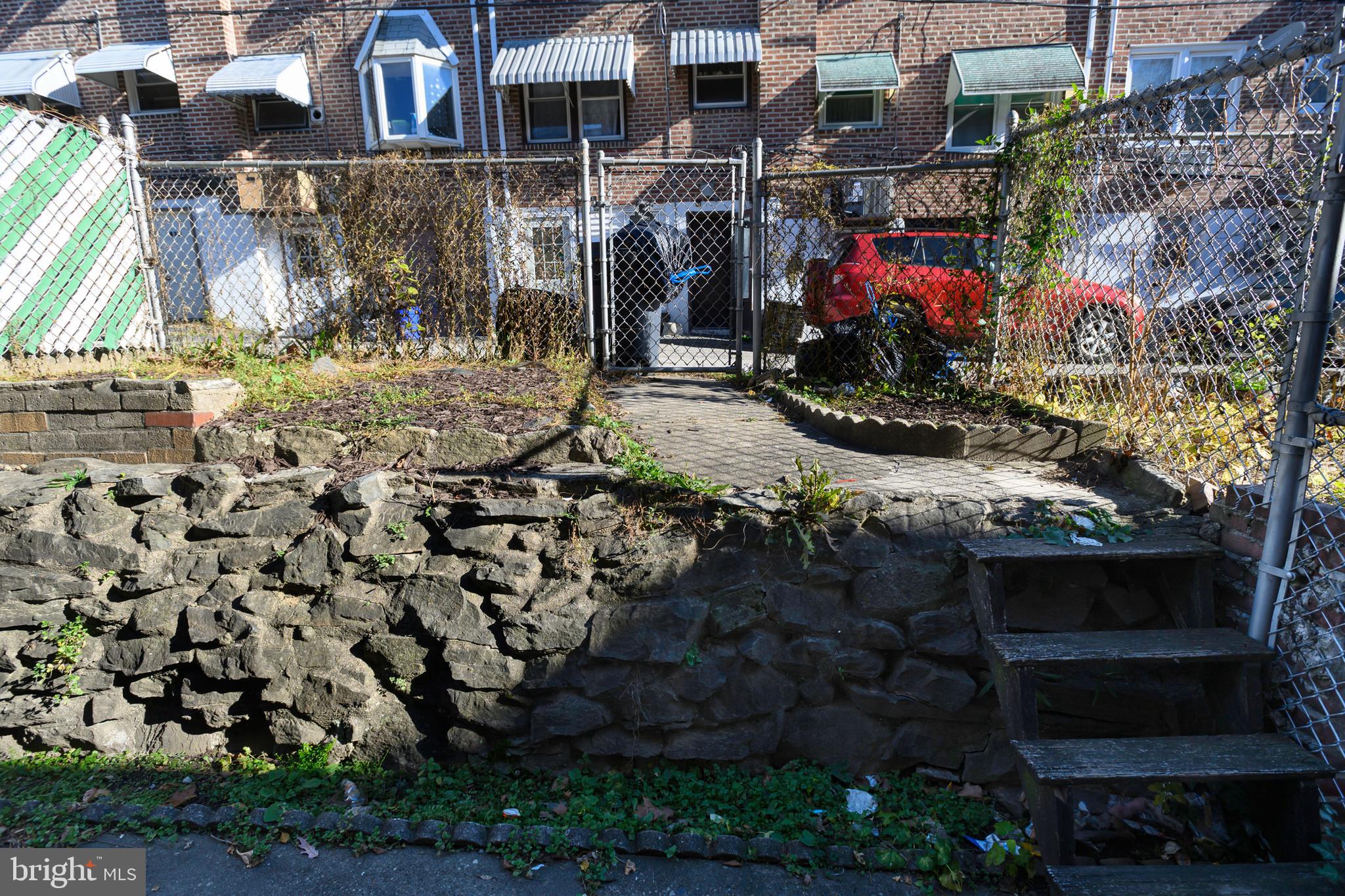 127 Sherbrook Boulevard Upper Darby, PA 19082 - Photo 23 of 24 a view of street with sitting area