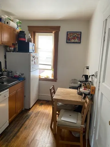 $3,250 | 99 Hancock Street, Unit 2, Cambridge, MA 02139