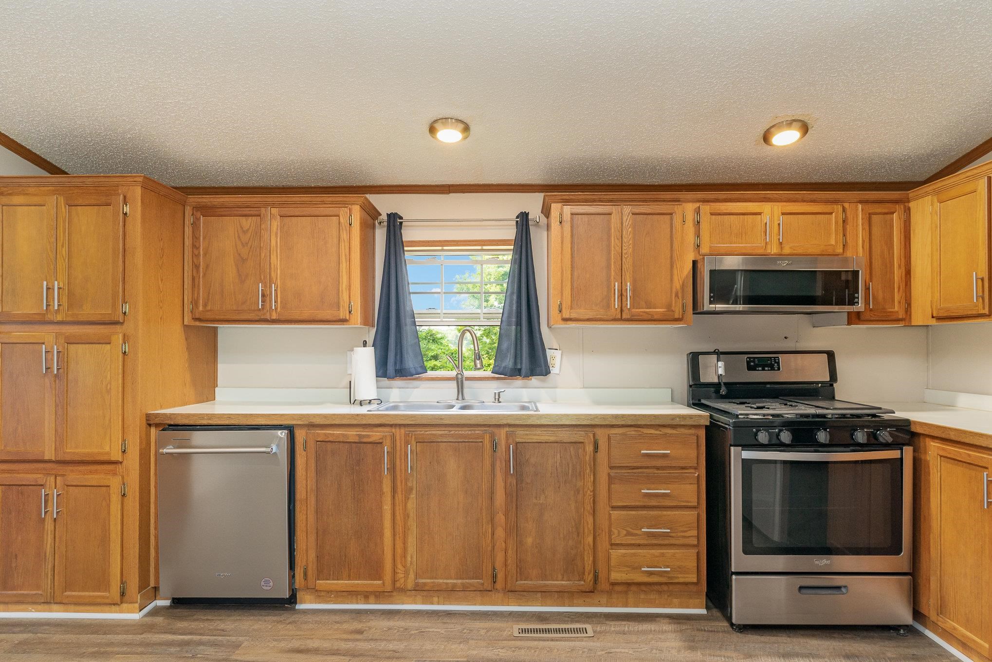 3745 East Millbrook Road Mount Pleasant, MI 48858 - Photo 8 of 26 1923787-4f1e9b13-2bc2-4c7f-b3e4-4bfaeab6a22b.JPG