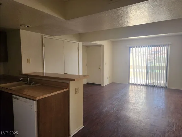 $135,000 | 3771 Desert Marina Drive, Unit 87, Laughlin, NV 89029