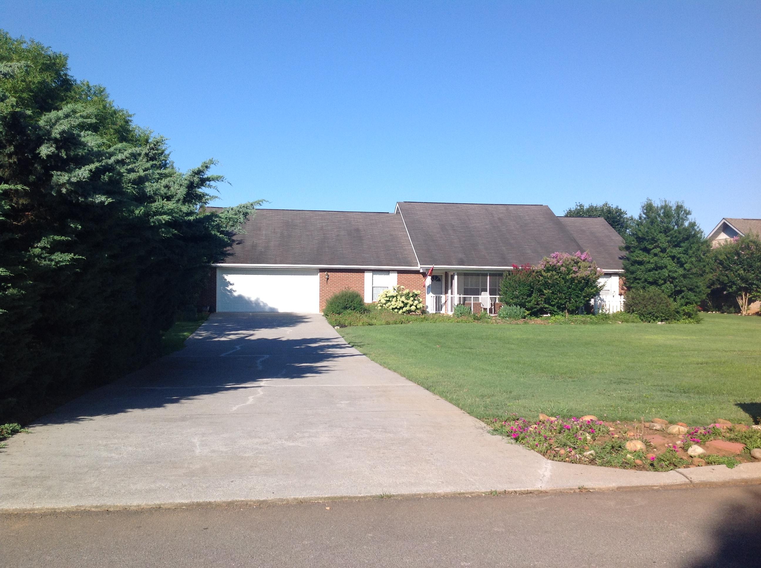 5533 J Riley W Drive Greenback, TN 37742 - Photo 12 of 39 image