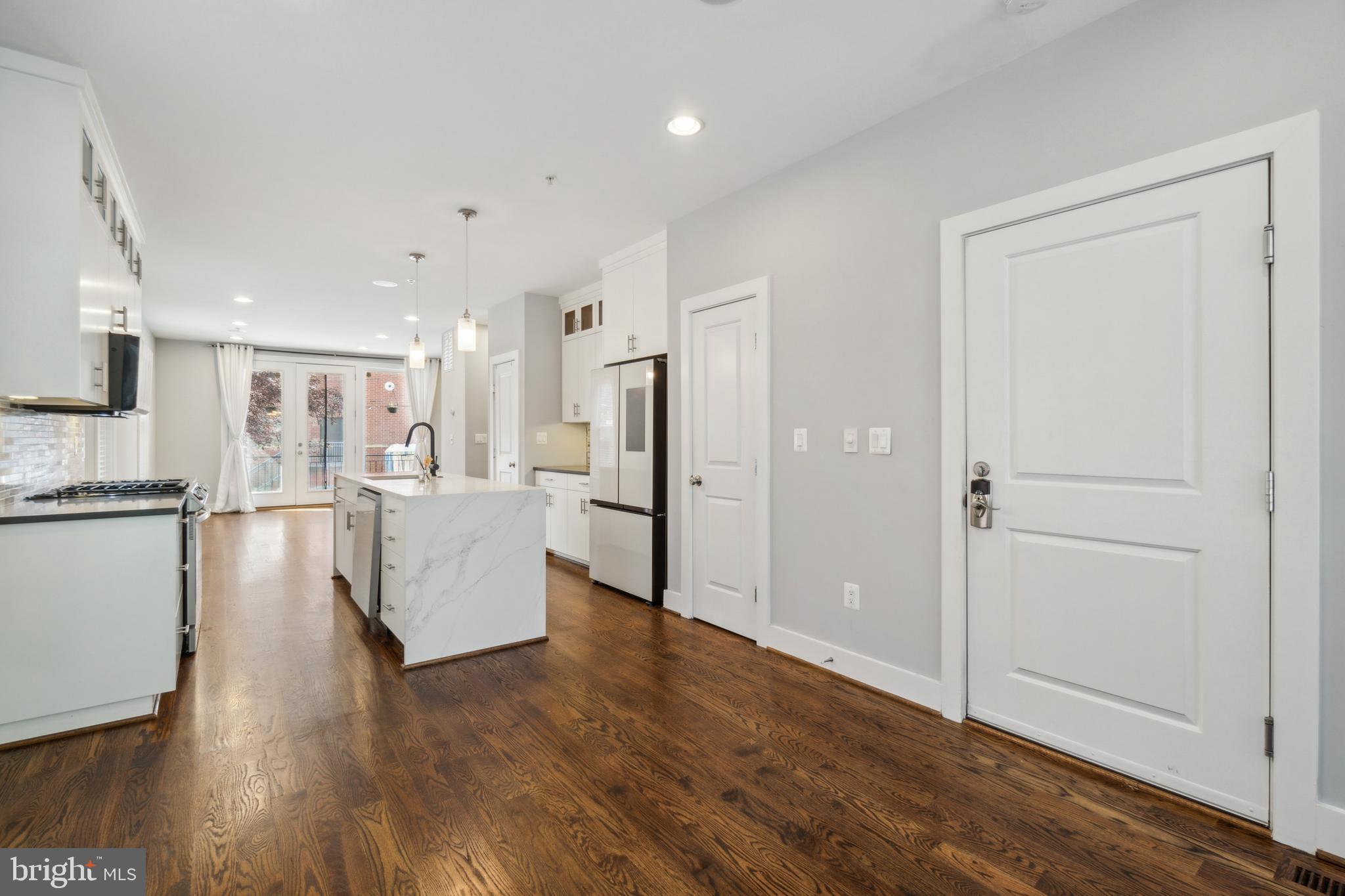 315 I Street Northeast, Unit 1 Washington, DC 20002 - Photo 3 of 28