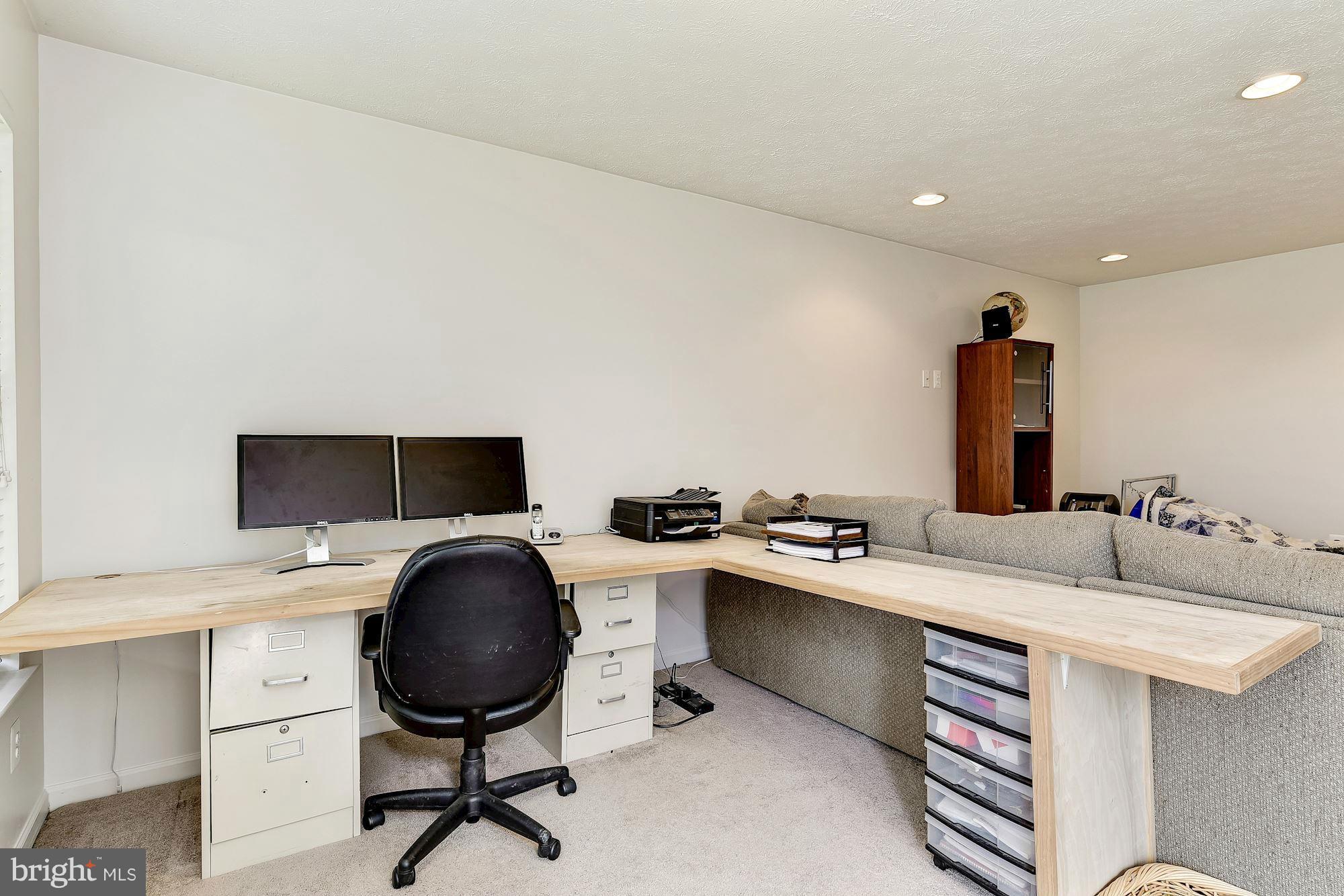 9869 Decatur Road Baltimore, MD 21220 - Photo 20 of 25 Office/Den